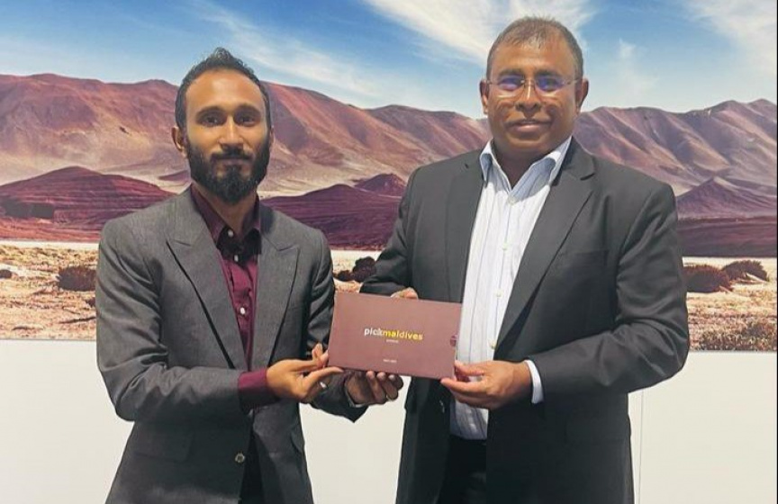 Pick Maldives launches third photobook at Luxury Travel Fair 2022